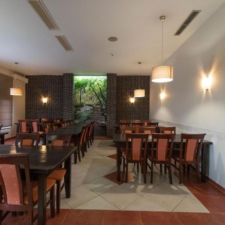 Hotel & Restaurant Babic Vranovaca エクステリア 写真