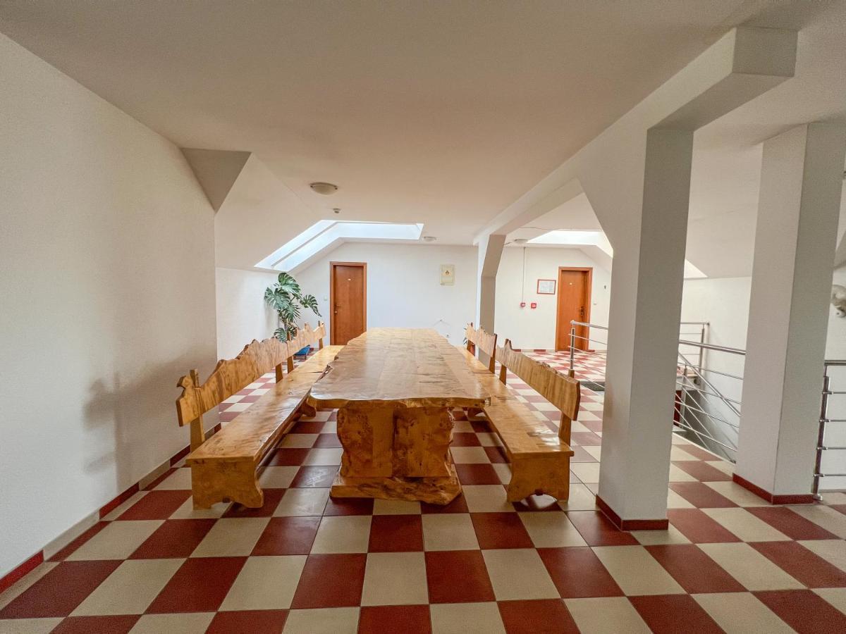 Hotel & Restaurant Babic Vranovaca エクステリア 写真